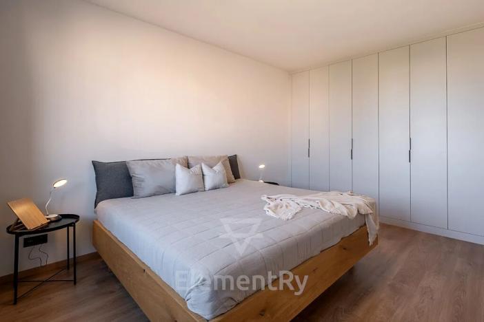 Pronájem bytu 2+kk, Hradec Králové, Kubelíkova, 70 m2