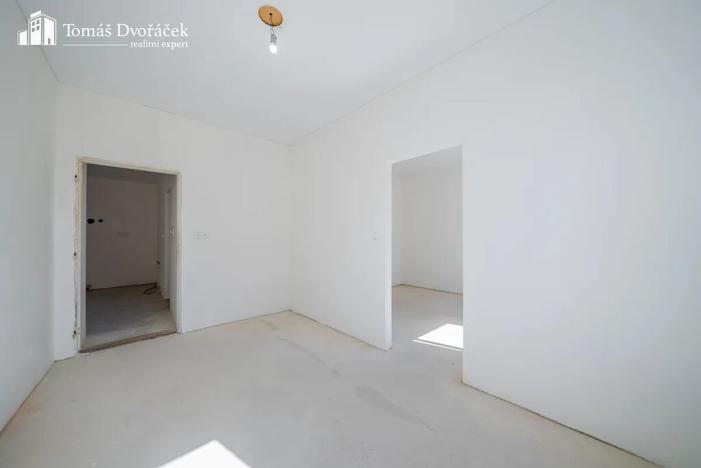 Prodej bytu 3+1, Lomnice, Tišnovská, 67 m2