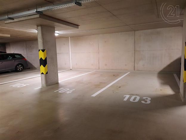 Prodej bytu 4+kk, Praha, Zvěřinova, 108 m2