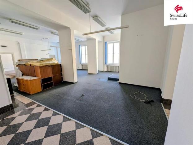 Prodej činžovního domu, Třeboň, Masarykovo nám., 1250 m2