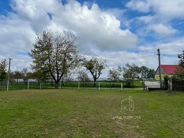 Prodej pozemku pro bydlení, Újezdec, 651 m2