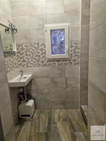 Pronájem kanceláře, Karlovy Vary, Lázeňská, 18 m2