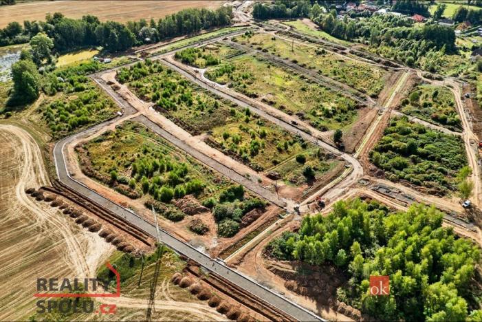 Prodej pozemku pro bydlení, Ostrov, 653 m2