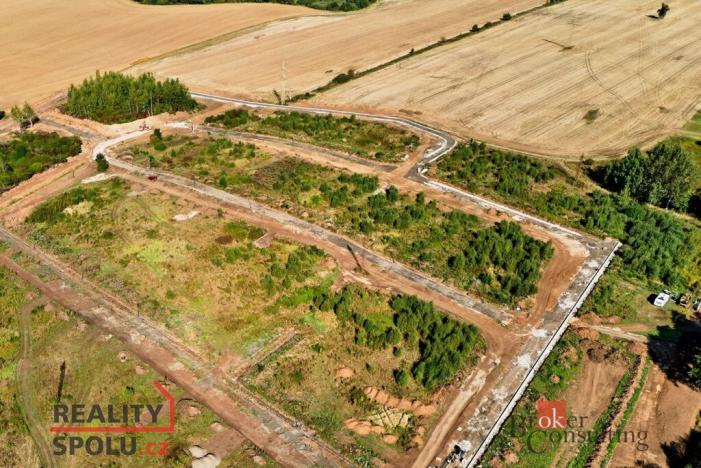 Prodej pozemku pro bydlení, Ostrov, 653 m2