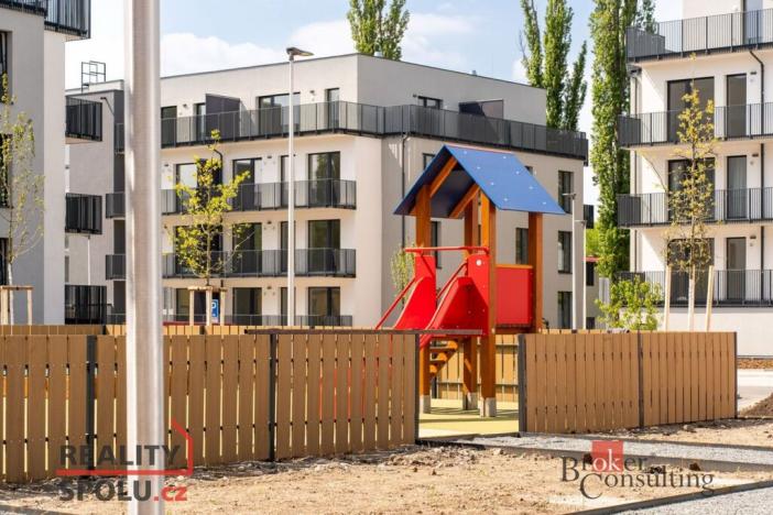 Pronájem bytu 2+kk, Kladno - Dubí, Ke křížku, 52 m2