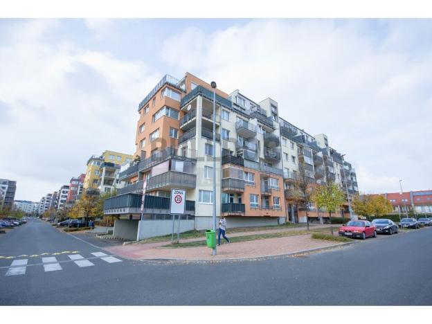 Pronájem bytu 2+kk, Praha - Střížkov, Zásadská, 52 m2