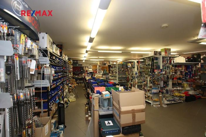 Prodej obchodního prostoru, Praha - Hlubočepy, Voskovcova, 141 m2