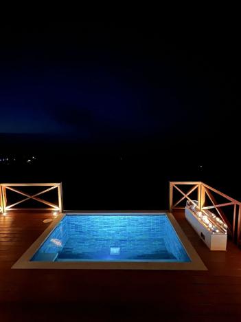 Prodej rodinného domu, Coxen Hole, Roatán, Honduras, 238 m2