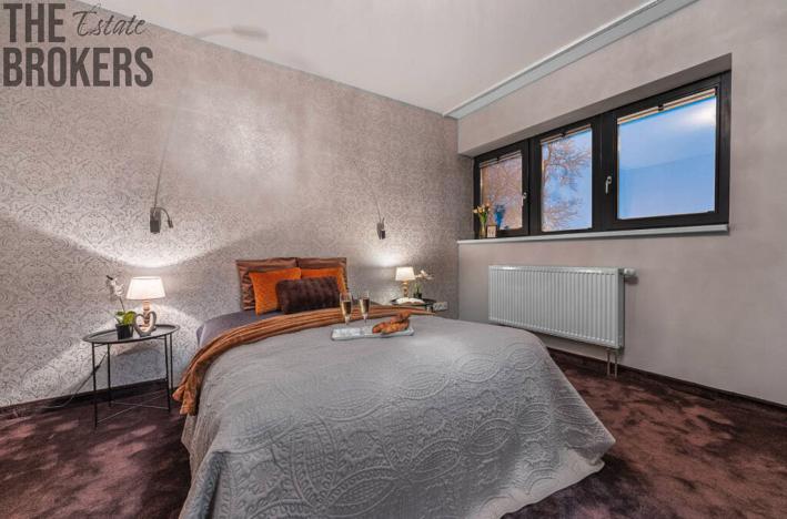 Prodej rodinného domu, Praha - Lahovice, K novým domkům, 300 m2