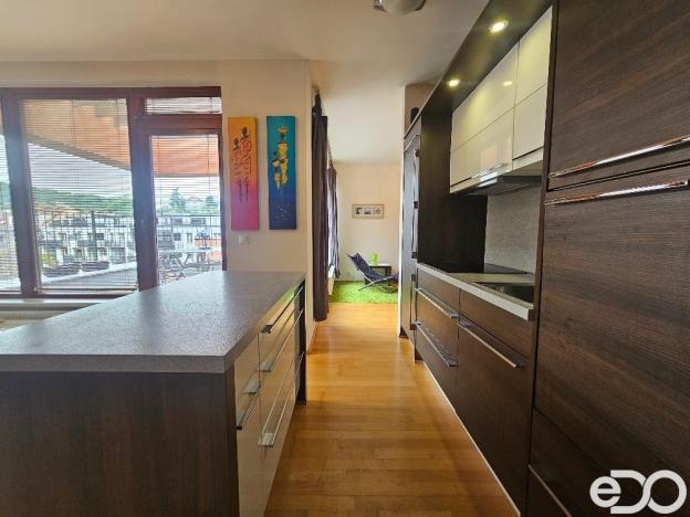 Pronájem bytu 2+kk, Praha, Pod Kavalírkou, 62 m2