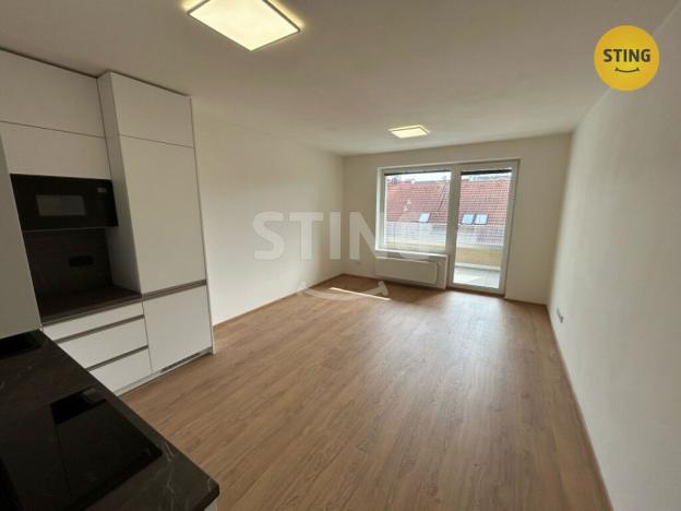 Pronájem bytu 2+kk, Pardubice, Smilova, 58 m2