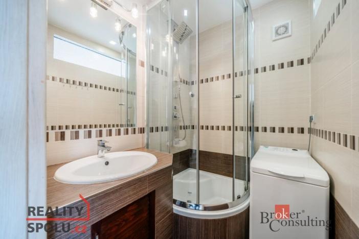 Pronájem bytu 2+kk, Praha - Vokovice, Tobrucká, 51 m2