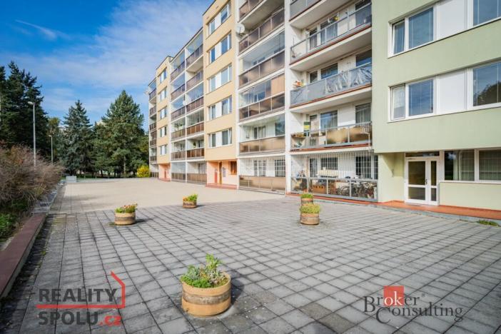 Pronájem bytu 2+kk, Praha - Vokovice, Tobrucká, 51 m2