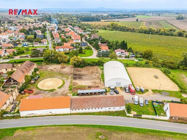 Prodej zemědělské usedlosti, Chlumín, 740 m2