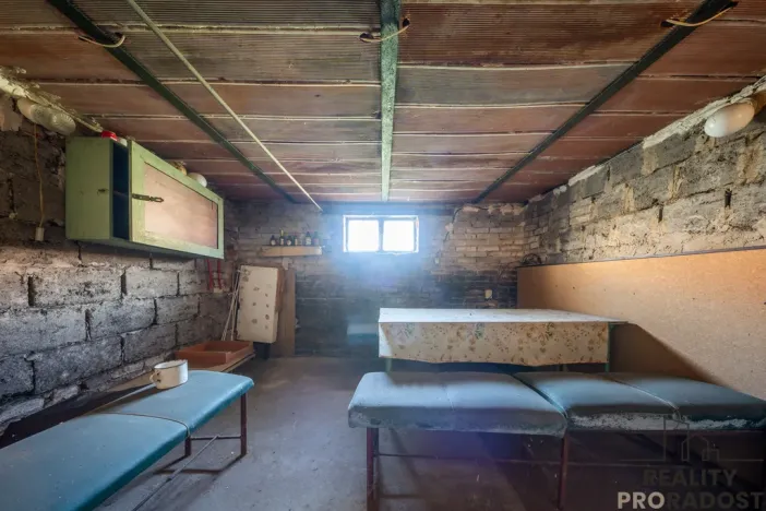 Prodej rodinného domu, Vracov, Drahy, 420 m2