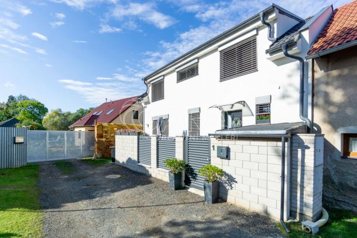 Pronájem rodinného domu, Rostoklaty - Nová Ves II, 90 m2