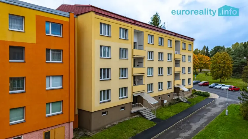 Prodej bytu 2+1, Mariánské Lázně, Za Tratí, 64 m2