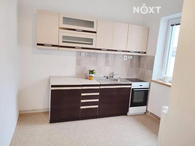 Pronájem bytu 1+1, Křemže, Náměstí, 35 m2