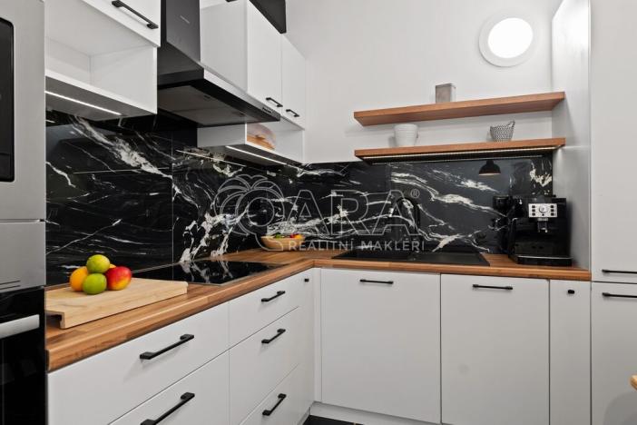 Prodej bytu 3+kk, Vestec, Ve Stromkách, 67 m2