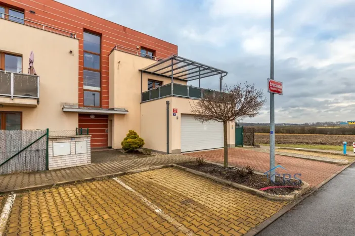 Prodej bytu 3+kk, Praha, Špeciánova, 74 m2