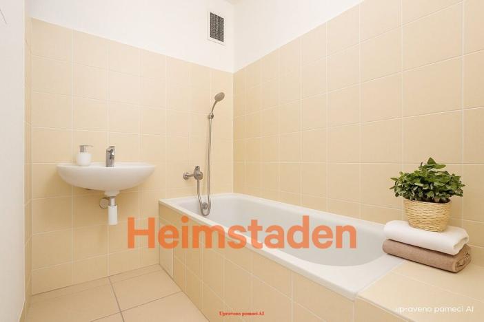 Pronájem bytu 1+1, Havířov - Město, Nerudova, 38 m2