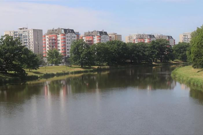 Pronájem bytu 1+kk, Pardubice, nábřeží Závodu míru, 30 m2