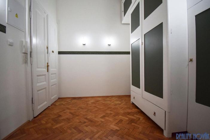 Pronájem bytu 3+1, Praha - Vinohrady, Korunní, 105 m2