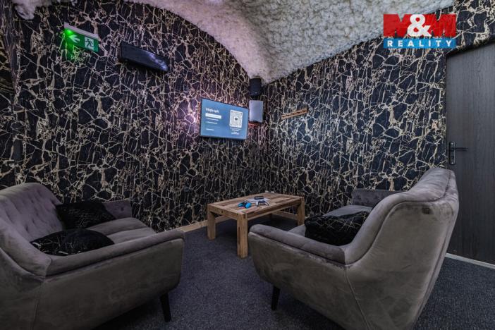 Pronájem restaurace, Benešov, Nádražní, 107 m2