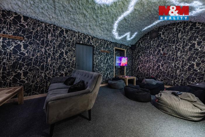 Pronájem restaurace, Benešov, Nádražní, 107 m2