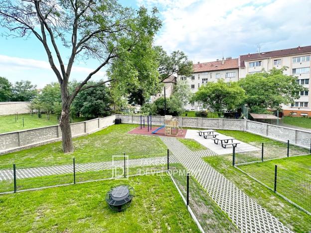 Pronájem bytu 2+kk, Kolín, Zengrova, 44 m2