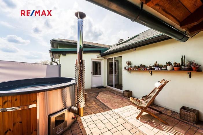 Prodej rodinného domu, Jabloňov, 154 m2