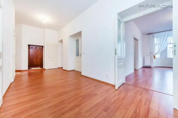 Prodej bytu 4+1, Praha - Smíchov, Na Plzeňce, 150 m2