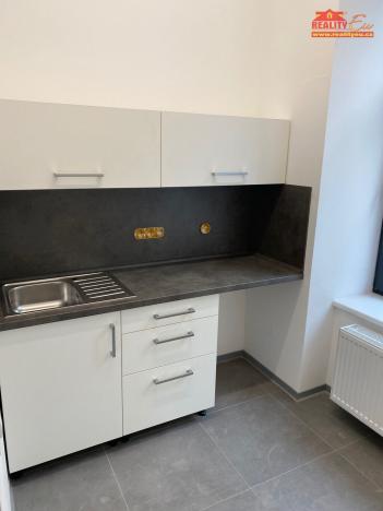 Pronájem obchodního prostoru, Náchod, Mlýnská, 96 m2