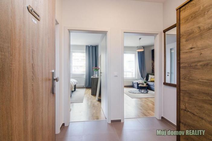 Pronájem bytu 2+kk, Praha - Hloubětín, Laponská, 49 m2