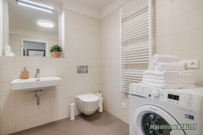 Pronájem bytu 2+kk, Praha - Hloubětín, Laponská, 49 m2