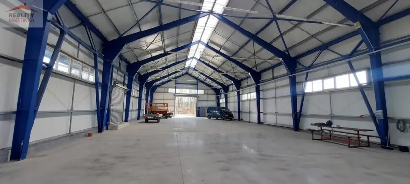 Prodej výrobních prostor, Valašské Meziříčí - Bynina, 820 m2
