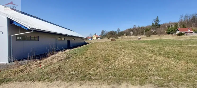 Prodej výrobních prostor, Valašské Meziříčí - Bynina, 820 m2