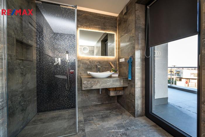 Prodej rodinného domu, Vysoký Újezd, U Rybníčka, 224 m2