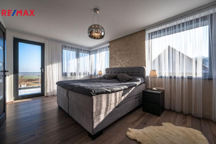 Prodej rodinného domu, Vysoký Újezd, U Rybníčka, 224 m2