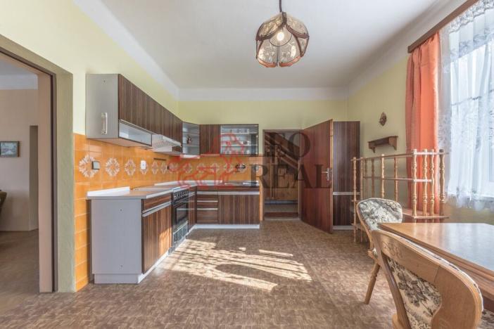 Prodej rodinného domu, Rovensko pod Troskami, Růžová, 250 m2