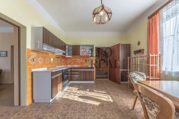 Prodej rodinného domu, Rovensko pod Troskami, Růžová, 250 m2