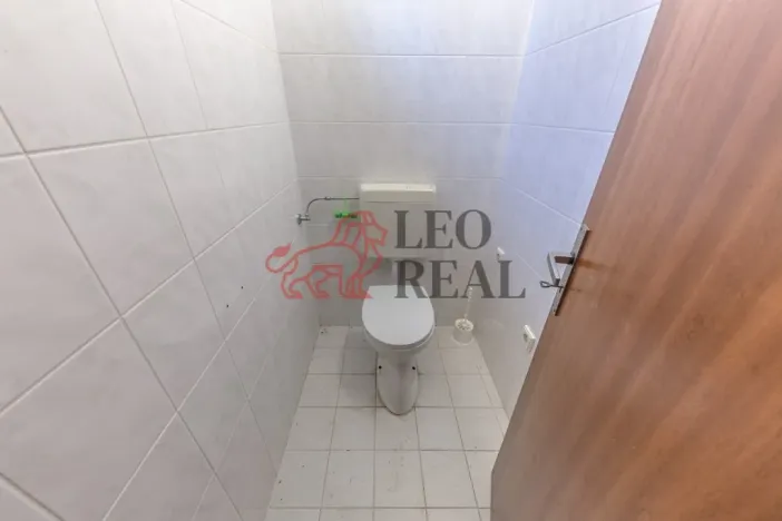 Prodej rodinného domu, Rovensko pod Troskami, Růžová, 250 m2