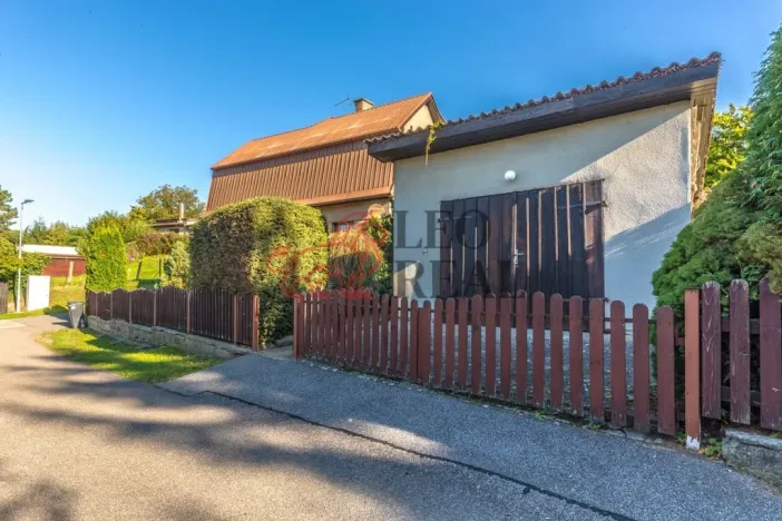 Prodej rodinného domu, Rovensko pod Troskami, Růžová, 250 m2