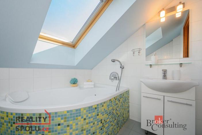 Prodej rodinného domu, Železný Brod, 218 m2