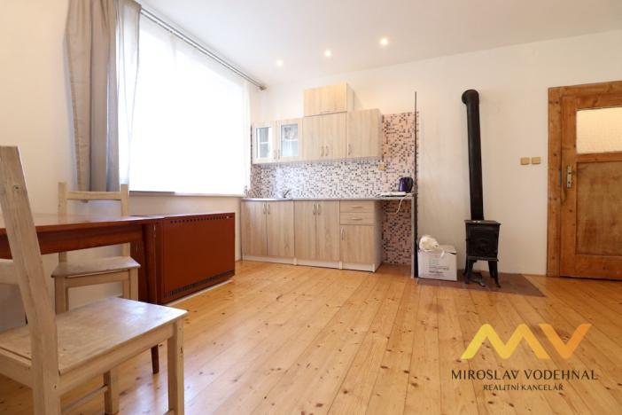 Pronájem bytu 1+kk, Hradec Králové - Plácky, Maxe Malého, 38 m2