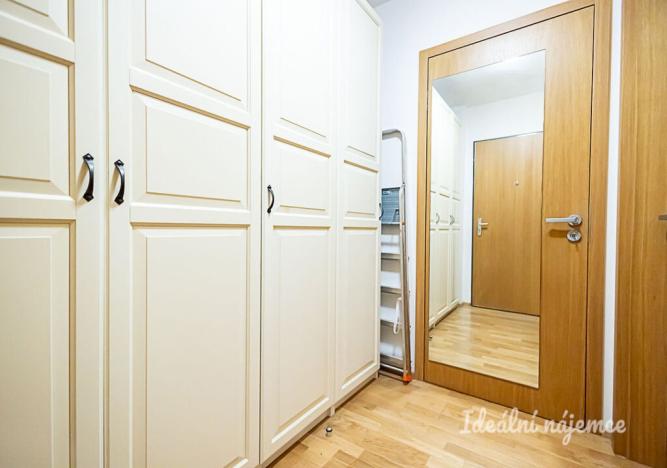 Pronájem bytu 2+kk, Praha - Karlín, Křižíkova, 55 m2