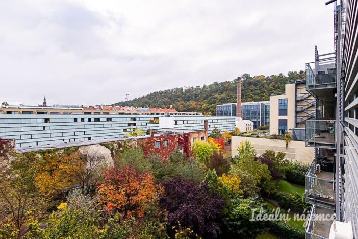 Pronájem bytu 2+kk, Praha - Karlín, Křižíkova, 55 m2