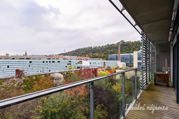 Pronájem bytu 2+kk, Praha - Karlín, Křižíkova, 55 m2