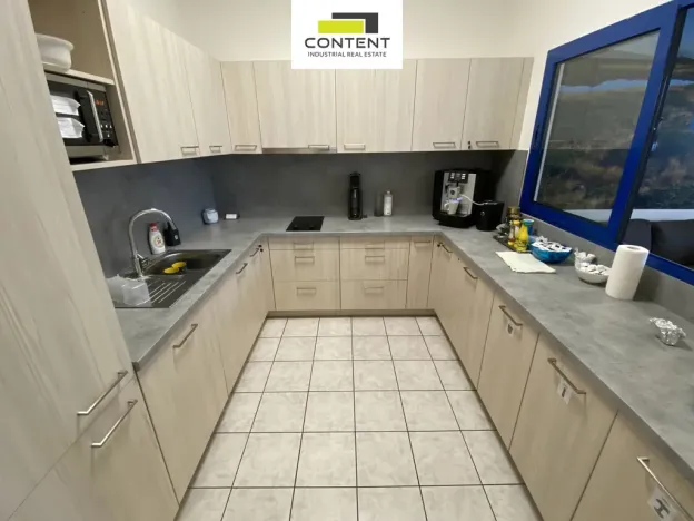 Pronájem kanceláře, Praha - Hostivař, Průmyslová, 670 m2