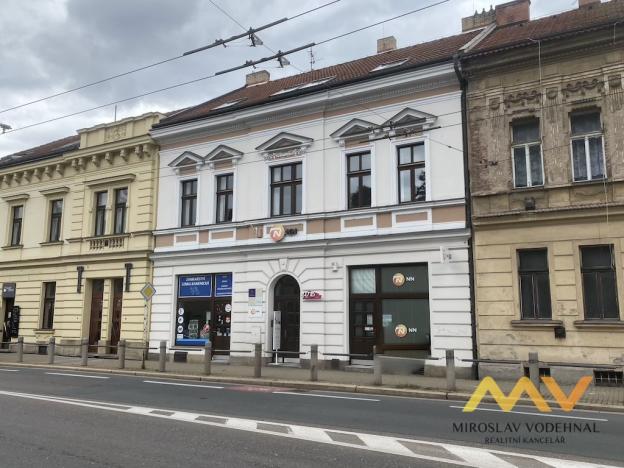 Pronájem kanceláře, Hradec Králové, Československé armády, 306 m2